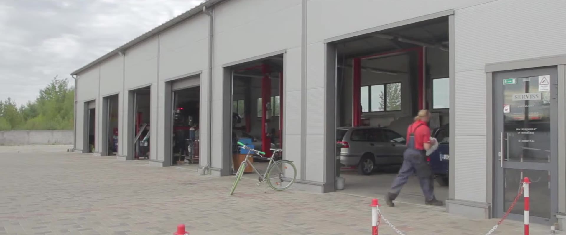 AUTOSPILS autoservisa ēka Salaspilī
